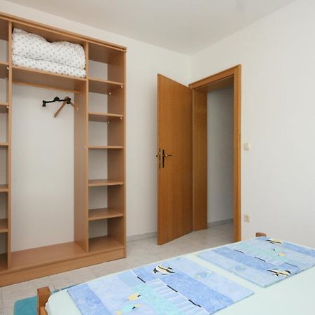 Apartments With A Parking Space Mandre, Pag - 6405 Kolan Bilik gambar