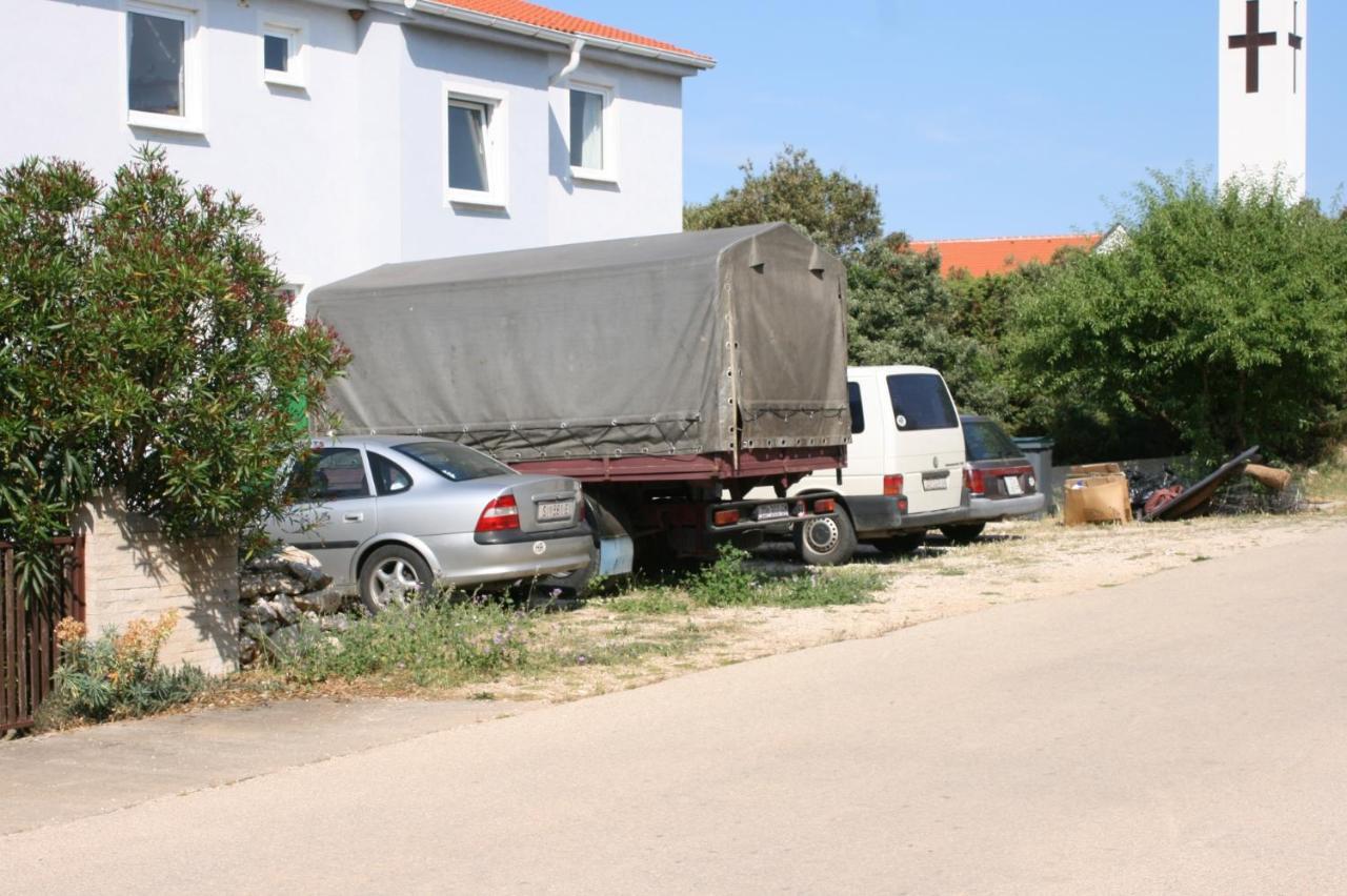 Apartments With A Parking Space Mandre, Pag - 6405 Kolan Luaran gambar