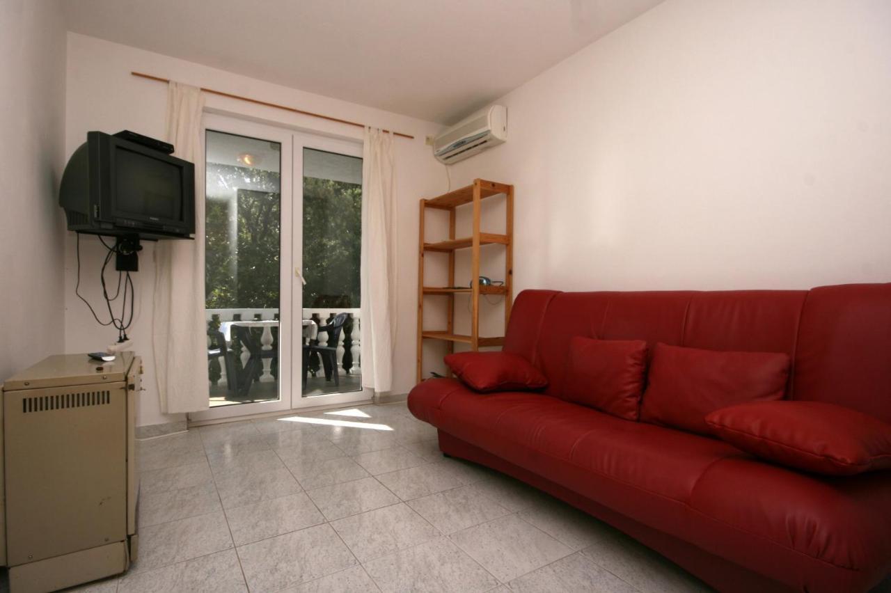 Apartments With A Parking Space Mandre, Pag - 6405 Kolan Luaran gambar