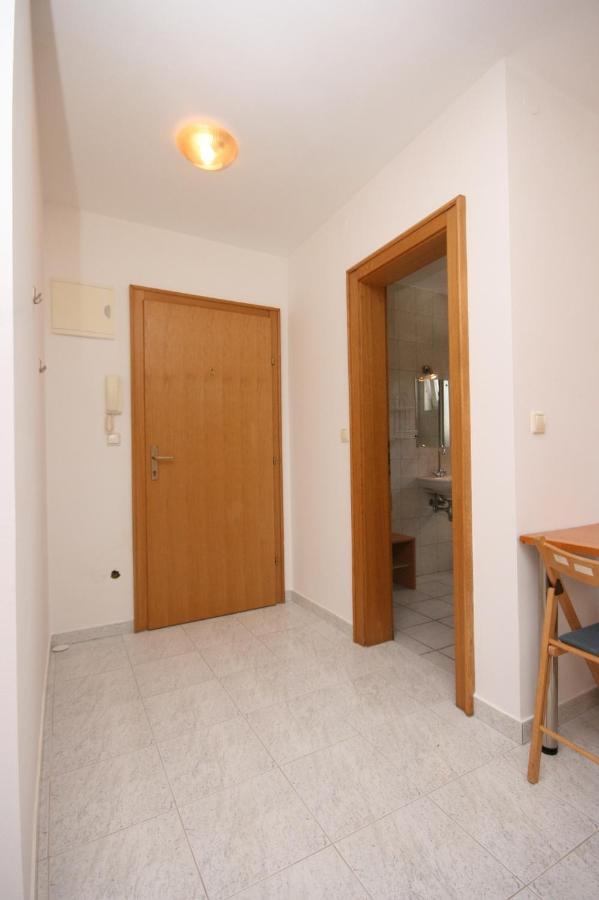 Apartments With A Parking Space Mandre, Pag - 6405 Kolan Luaran gambar
