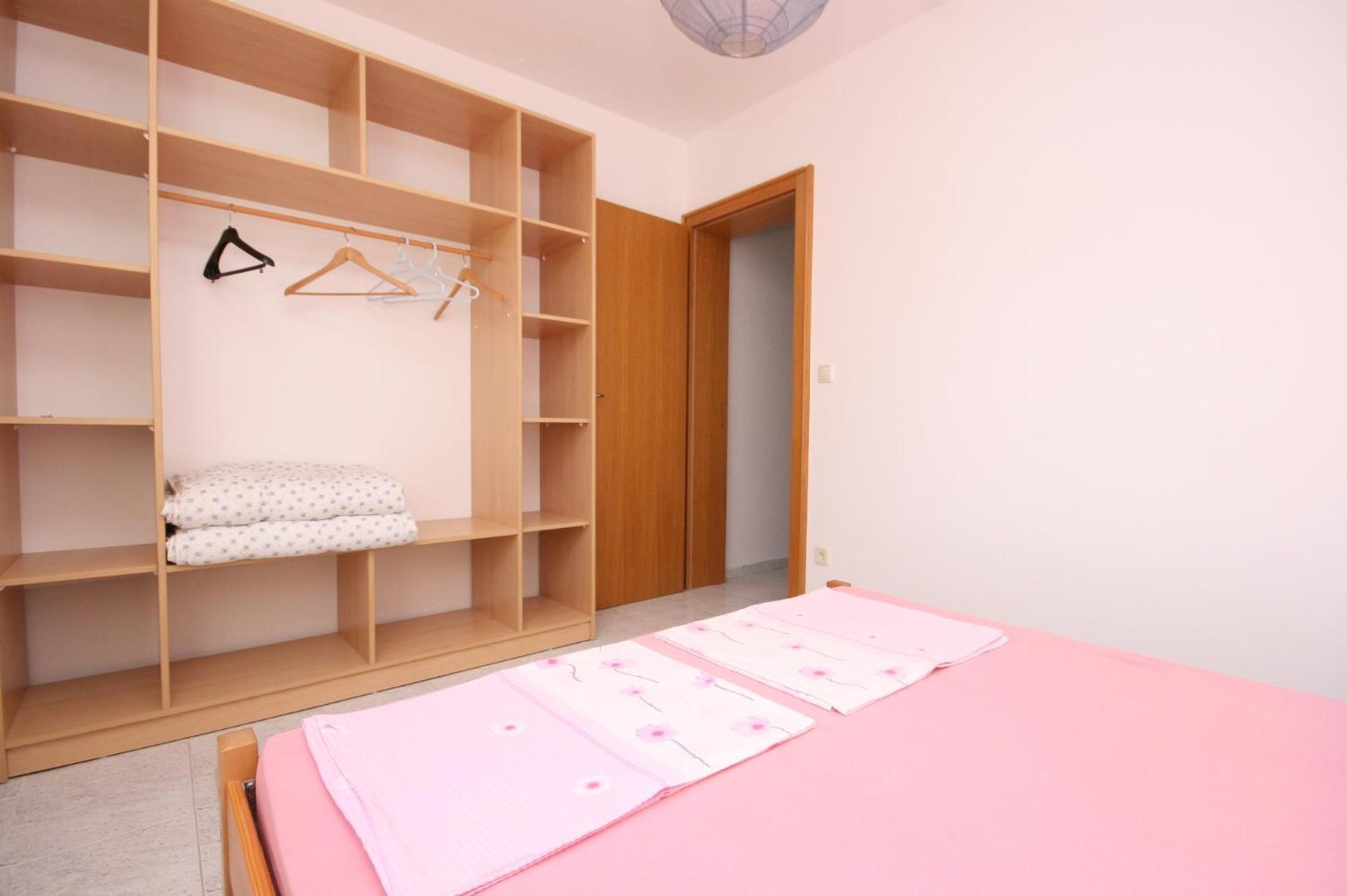Apartments With A Parking Space Mandre, Pag - 6405 Kolan Bilik gambar