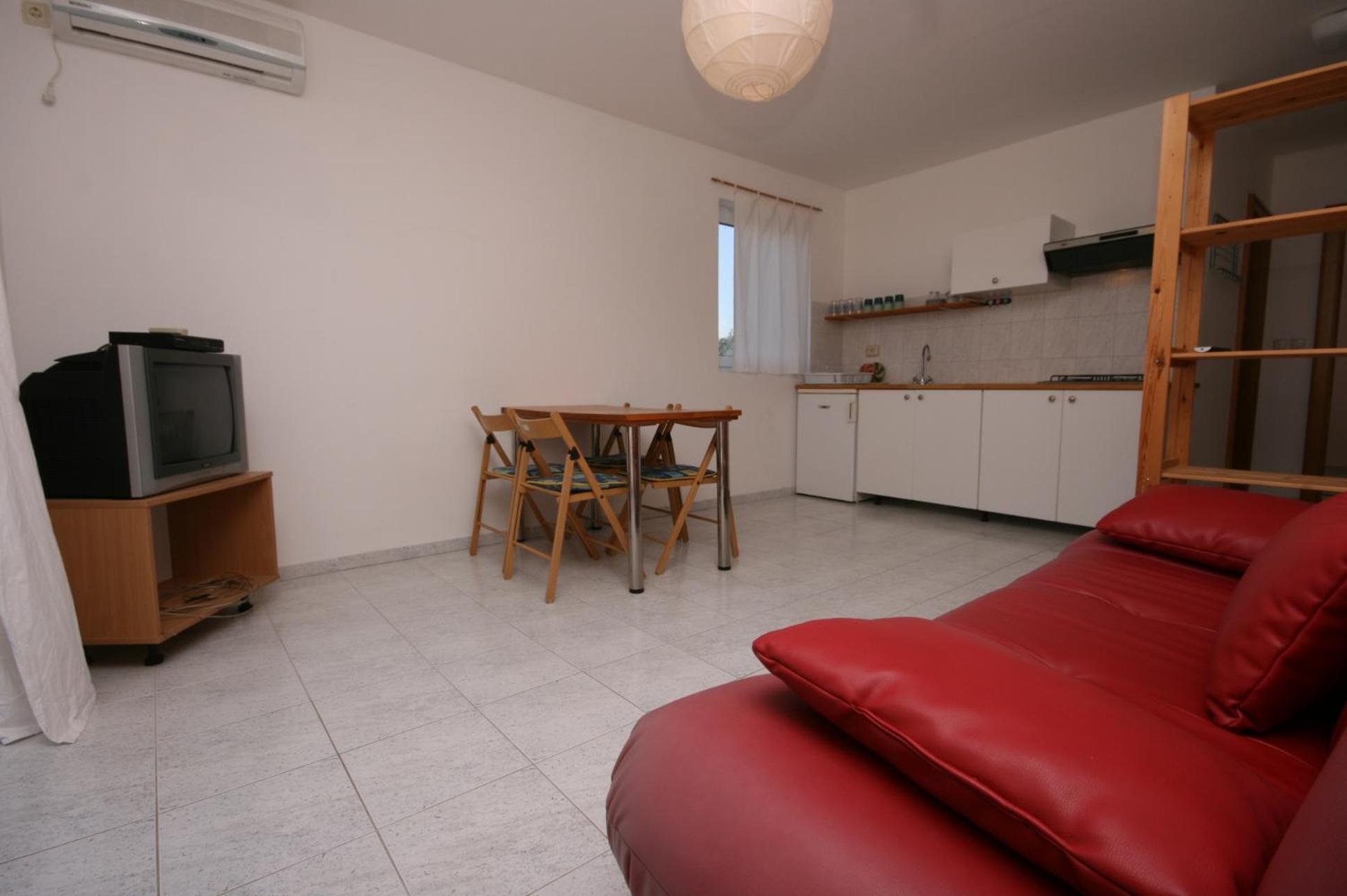 Apartments With A Parking Space Mandre, Pag - 6405 Kolan Bilik gambar