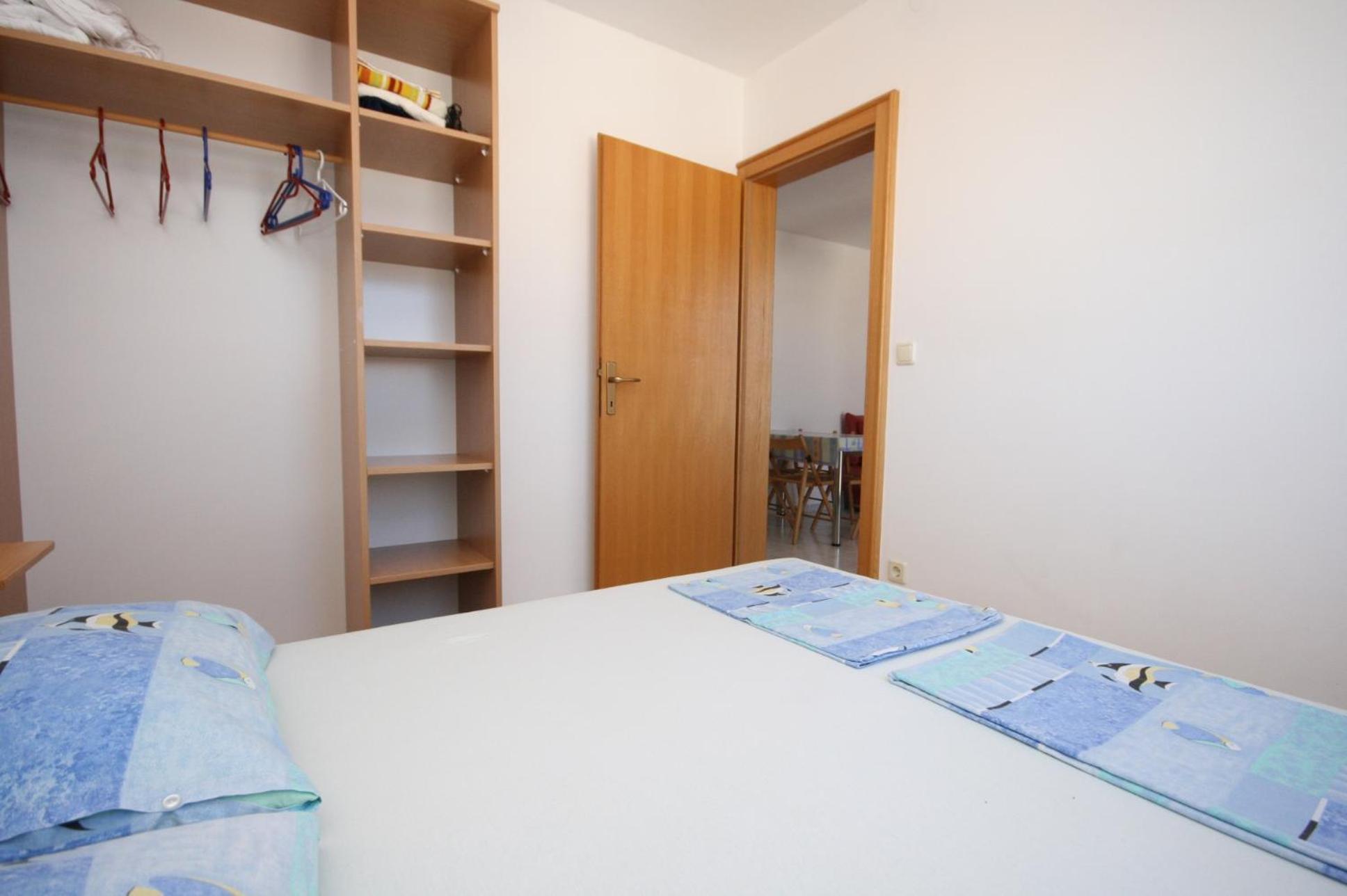 Apartments With A Parking Space Mandre, Pag - 6405 Kolan Bilik gambar